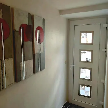 Schweich-issel Familie Lentes Neu Renoviert Appartement